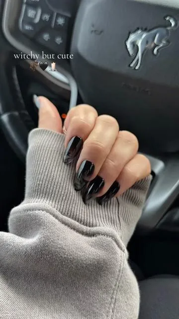 a little bit of dark magic 🖤