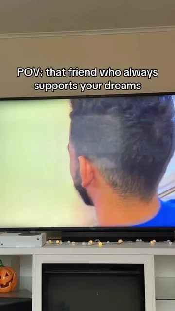 we all need a friend like him 👏 and a great clipper set like this! 🔥
