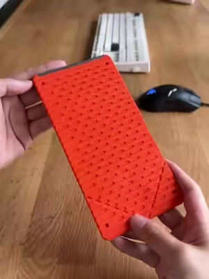 I didn’t get it at first… now I do.#phonestand #techaccessories #contentcreator #coolfinds 