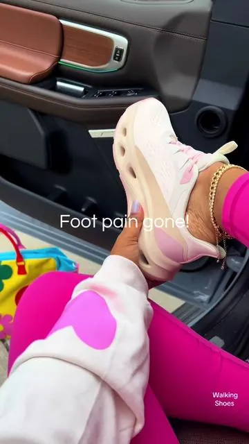 Walking shoes #walkingshoes #plantarfasciitis #tiktokshopcreatorpicks #tiktokshopmothersday #tiktokshopstockup 