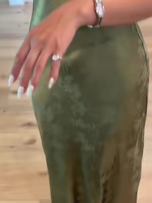 7624012845860113678