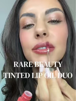 Selena is the biggest girl’s girl for this💕 @Rare Beauty @Selena Gomez #RareBeauty #RareBeautyMakeup #LipOil #tiktokshopcreatorpicks #Greenish 