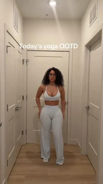 Today’s yoga OOTD #ootd #yoga #springoufit #outfit #viral 