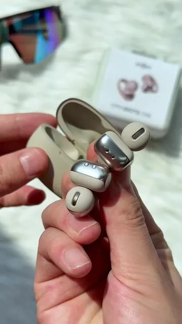 🔥🔥🤩🎧🎧#aitranslation #headphonesbluetooth #translate #tiktokshop #fyp 