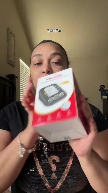 Blood pressure monitor 