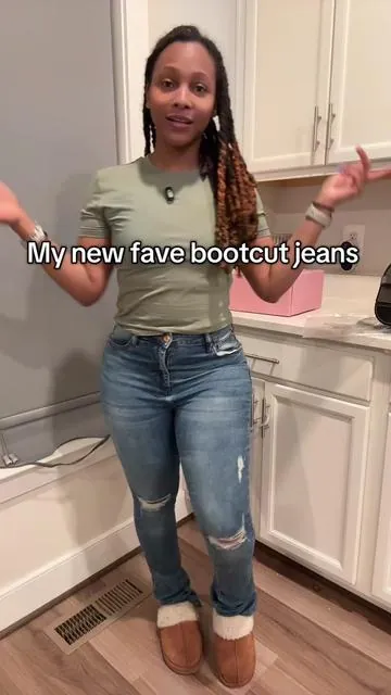 I’ve tried a LOT of jeans… but these?? yeah these are different 😭 The stretch?? insane. The fit?? actually flattering. And they hug in all the right places without feeling tight. No rips, super clean, and they just make everything look better. These are the type of jeans you end up wearing on repeat. I’ll leave them right here like a blessing in plain sight. #fashionnova #bootcutjeans #flatteringjeans #everydayoutfits #tiktokshopfinds
