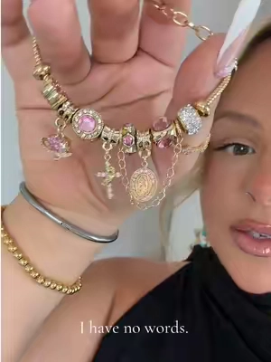 Well I have a few words 😩😭😍💕✨#jewelrytiktok #jewelrytok #bracelet #faithjewelry 