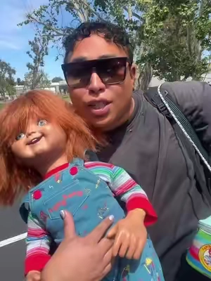 The wind is a paid actress and ruined the video 😂 but these bags really are life savers when you’re trying to travel #chucky #horrortok  #tiktokshopcreatorpicks #weeklydeals #easterideas  