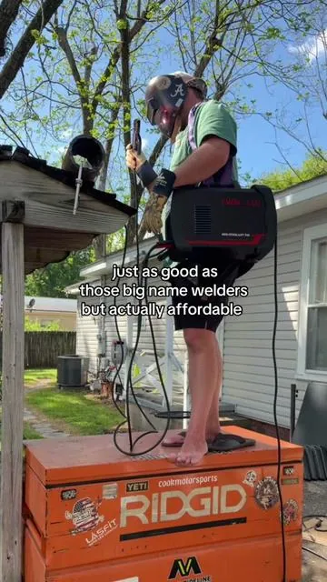 Very nice machine right here from  @YesWelder #welder #welding #weldtok #weldingmachine #yeswelder 