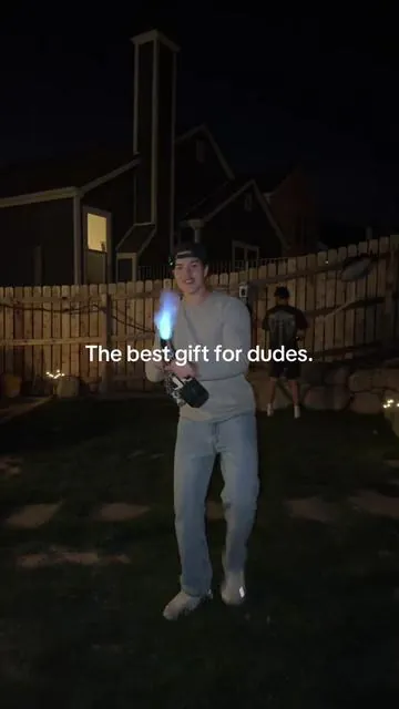 Coolest gift ever for a guy. #tools #fathersdaygifts #giftsforhim #flamethrower 