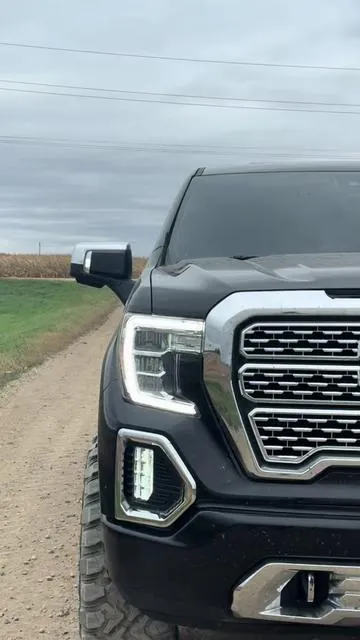Wouldn’t sell yall junk. Had mine for over a year, charges fast asf🙏. help a brotha out🥹 #fyp #gmcdenali 