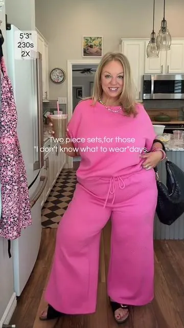 True plus sizing up to 5X! #plussizefashion #twopieceset 