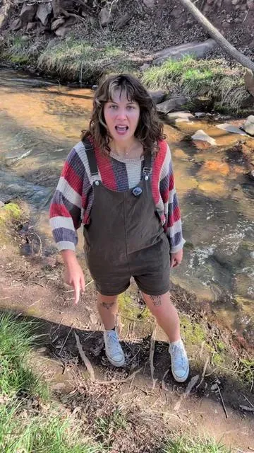 7625123943698943262