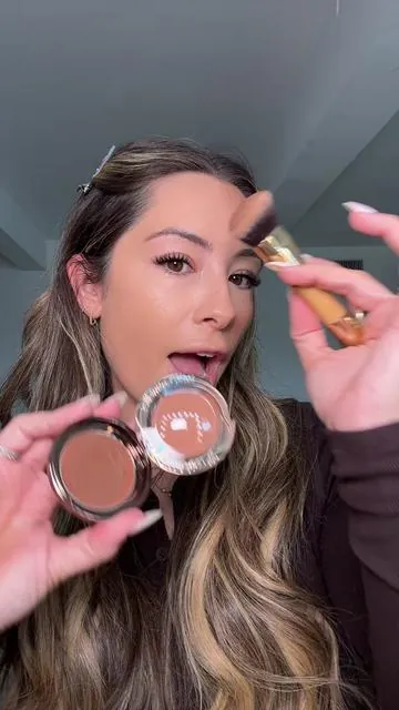 Two bronzers and two brushes?? Sooooo obsessed with these 🤎🤎🤎 @tarte cosmetics #tartecosmetics #tiktokshopcreatorpicks 