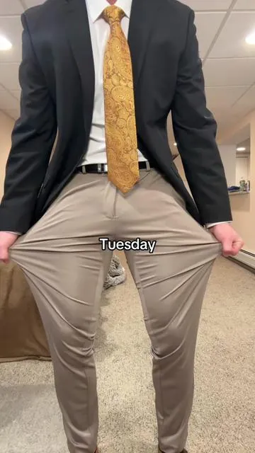 6'0 175lbs Size 32 - Just had to show you guys these dress pants on this deal right now