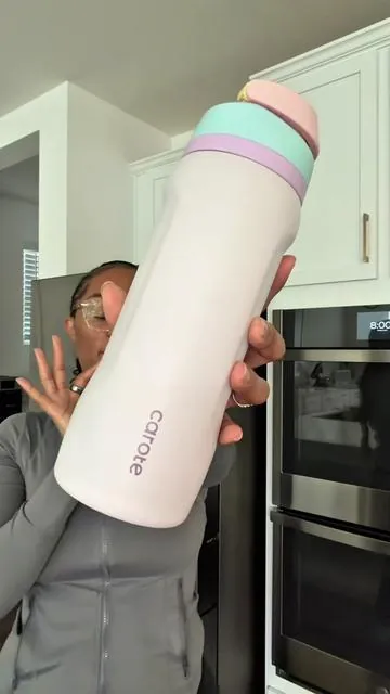 Sip smarter, not harder 💧✨ The Carote Insulated Leakproof Tumblers keep your drinks ice-cold (or perfectly hot) for hours—no spills, no stress. Whether you’re running errands, hitting the gym, or just staying hydrated at home, these sleek tumblers are your new everyday essential. Leakproof. Durable. Stylish. Because your drink deserves better. 🥤💙 #carote #leakprooftumbler #leakproofwaterbottle #insulatedtumbler #tumblers 