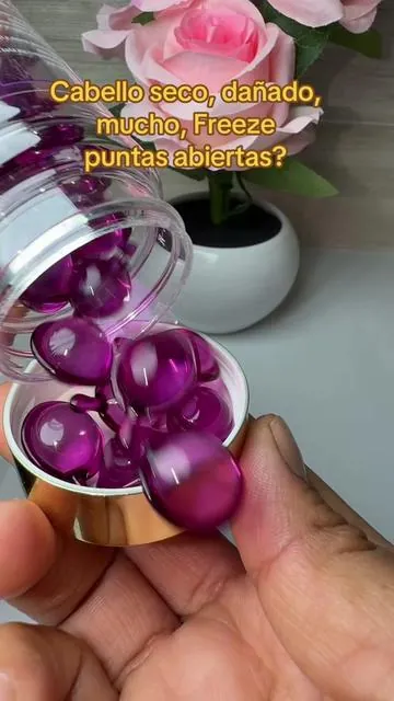 suero está enriquecido con ingredientes clave como aceite de argán (marroquí), aceite de jojoba, vitaminas A, C, E, Pro Vit B5, queratina y aceite de rosa mosqueta#cuidadodelcabello #cabellosano #cabelloseco #tipsdebelleza #gotasparaelcabello 