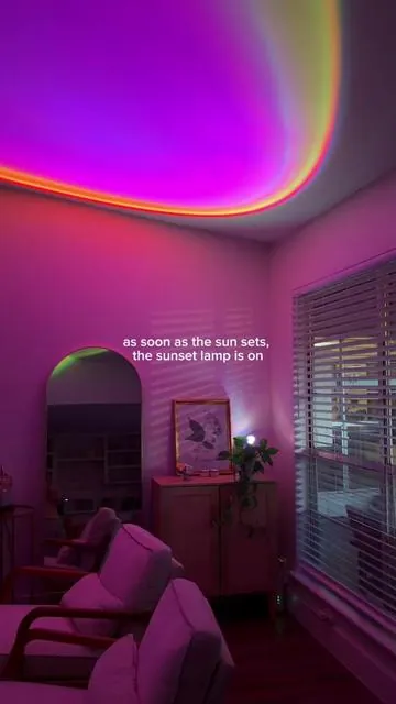 really just is such a vibe 🤍 #tiktokshopcreator #tiktokshopfinds #sunsetlamp #cozyathome #colorfullights 