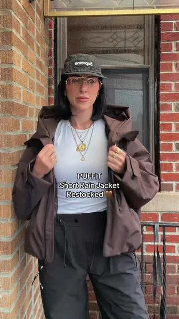 Love this 🤎 @PUFFIT.US @PUFFIT.US.OFFICIAL #puffit #puffitjacket #rainjacket #springfashion 
