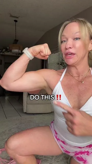 Full body resistance band workout 💕 #resistancebandsworkout #pedalresistanceband #fullbodyworkout #tiktokshopstockup 