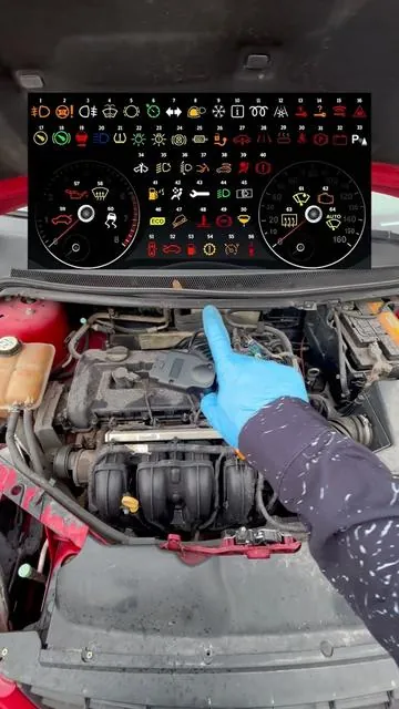 No computer or app needed—just plug it in it'll tell you what's wrong with your car. #tiktokshopitalia #obd2 #scanner #checkengine #checkengineligh