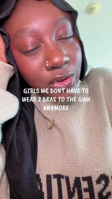 And I just realized it’s on sale rn #gymbra #hsia #hsiasportsbra #sportsbra #hsiabra @Hsia-Bras 