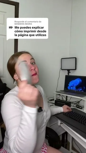 Respuesta a @BANDERA NEGRA cómo crear las etiquetas de Envio, desde tu computadora o teléfono. Es muy fácil hacerlo desde casa usando esta impresora de etiquetas #emprendedora #entrepeneur #business #impresorasdeetiquetas  #trabajodesdecasa 
