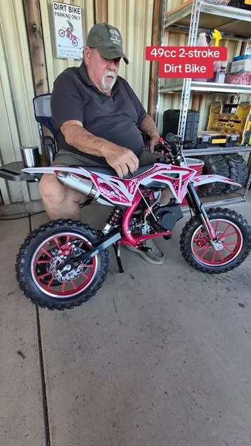 Bike of their Dreams!!! 49cc 2-stroke Dirt Bike Perfect gift 🎁 for Kids or Teenagers.#offroad #dirtbike #dadsoftiktok #tiktokshopspringglowup  #tiktokshopcreatorpicks 