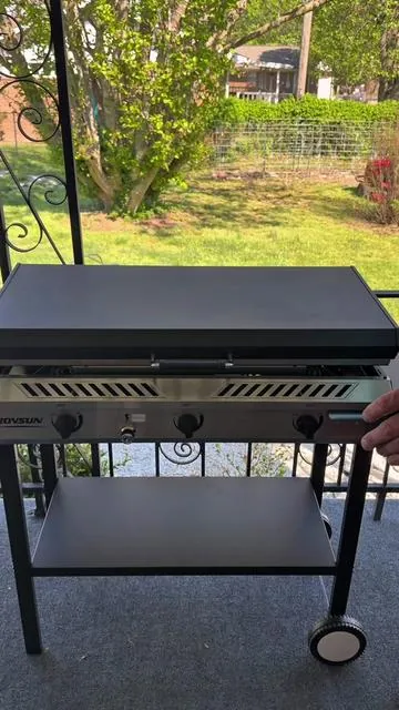 Backyard cooking just leveled up 🔥 This high-BTU ROVSUN propane stove delivers serious power with multi-burners, built-in griddle, and side shelves—perfect for grilling, frying, canning, and big family cookouts. Limited stock—grab yours now! #griddle #outdoorcooking #backyardcooking #cookingessentials #tiktokshopcreatorpicks 