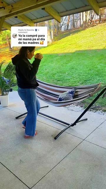 Replying to @Nanche 🪬 Hammock with Stand Included 450lb Capacity Steel Stand. Hamaca con base resistente para patio o jardín, fácil de armar y con bolsa para transportarla. Ideal para relajarte en casa o al aire libre. #add #tiktokshopfinds #hammockwithstand #patioideas #homefinds 
