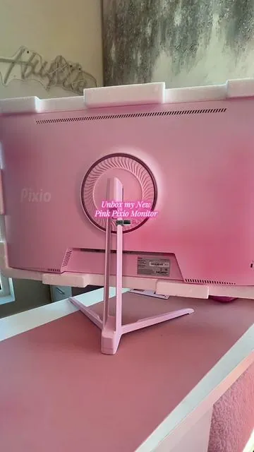 The Prettiest Pink Monitor, check it out💕@Pixio #pixiomonitor #gamingmonitor #dualmonitor #pinkaesthetic #monitor 