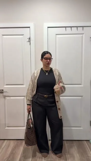 Todays office ootd 👩🏻‍💻  #cardigan #knittedcardigan #tiktokmademebuyit 