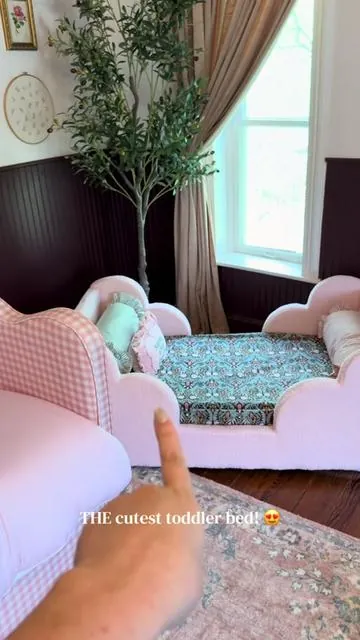 Obsessed! Super easy to assemble,  comes in different colors too! 💗#toddlerbed #floorbed #toddlermom #girlmom #babynursery 