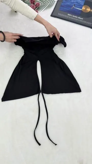 Minimal front, statement back 💥 Love the cutout #cutouttop #minimalstyle #twopieces#Tiktoshopstockup#Tiktokshopmothersday