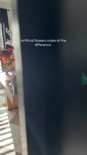 Sometimes everything goes so well together it’s exactly what you pictured #ArtificialFlowers #homeoffice 