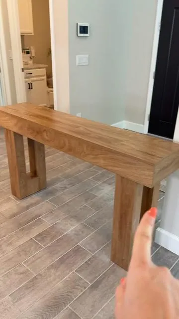 this new entryway table is soooo good for the price #entrywaytable #entryway #table #entrywaydecor #luxuryonabudget @Tribesigns 