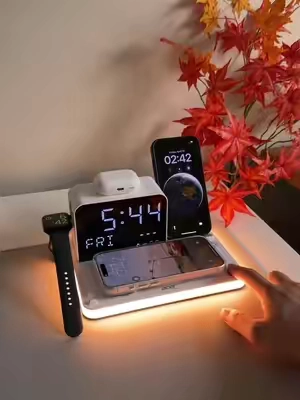 Everything on my desk charges from this on device#chargingstation #wirelesscharger #fastcharger #techfinds #desksetup 