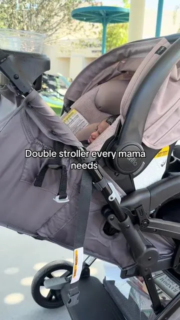 Literally love my stroller 🤭🥹 #fyp #toddlermom #newborn #pregnancy 