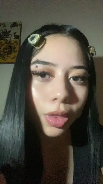 7627598823887572238