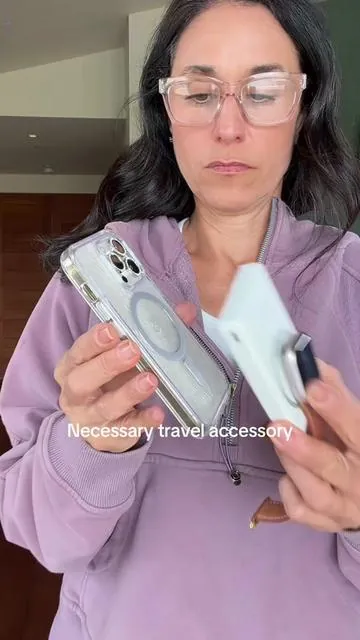 No more tangled cords and plugs, it’s a portable power bank and plug in charger for your phone, watch and earbuds. @Digiera.US #phonecharger #powerbank #portablecharger #magsafecharger #travelcharger 