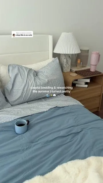 Replying to @sydney this 7 piece bedding set is literally so cute and cozy 🥹 #beddingset #farmhousestyle #coastalbedding #comforterset #tiktokshopcreatorpicks 