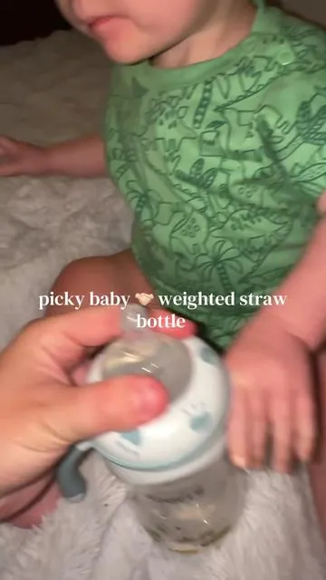 The ONLY bottle he will drink from! There’s a reason these reviews are SO good! This bottle is amazing!!! #oberni #sippycup #babybottle #babyessentials #babymusthaves 