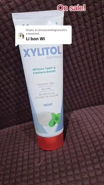 Replying to @jesuscomingsoon6ou tande!  #toothpaste #fluoridefree #healthygums #whitening #fyf 