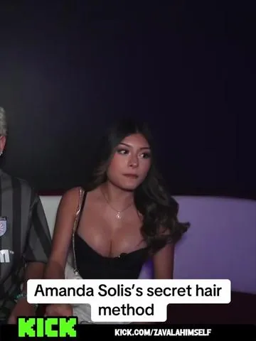 Amanda Solis shows off her secret method for getting salon hair styling at home @𝐀 𝐌 𝐀 𝐍 𝐃 𝐀🇲🇽🤍 @Zavala🚶🏽‍♂️‍➡️ #wavytalk #amandasolis #hairtok 