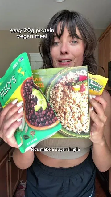 Easy 20g protein vegan meal #vegan #protein #veganprotein #plantbased #beans 