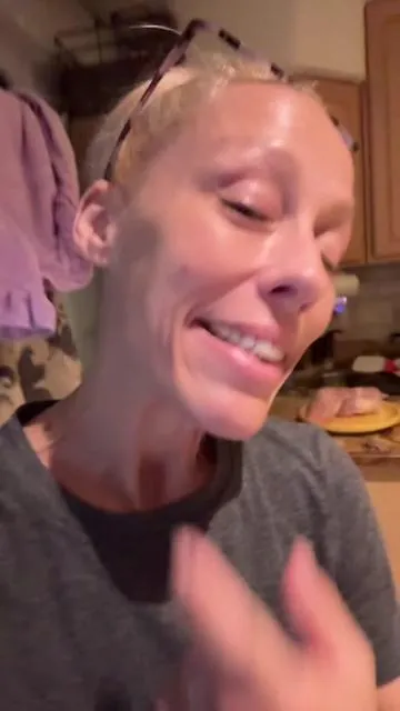 @Womens Room INC @TikTok Shop 🇺🇸 #moldablefalseteeth #temporaryfix #confidenceboost #longlasting #imheretohelp 