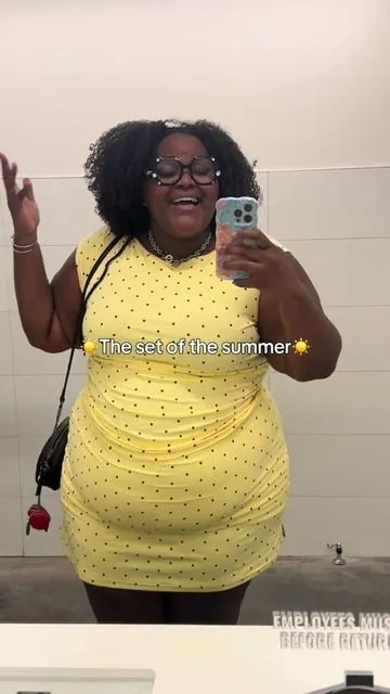 Like to feel feminine & girly? This is the summer set for you!  #shopcider #plussize #summeroutfit #twopieceset #skirtset