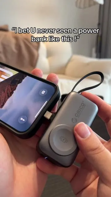 🙈A 3-in-1 stand power bank that covers all your charging needs on the go—what more could you ask for? #powerbank #phonestand #fastcharging #techtoktips 