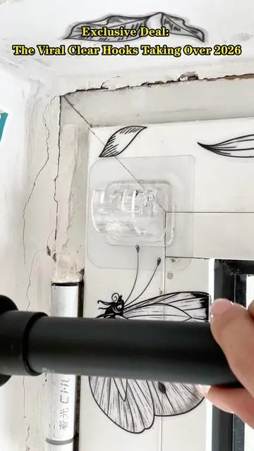No Drill Transparent Hooks for Door Curtains & Curtain Rods – Super Strong and Easy to Install!#curtain #curtainrod #lovemyhome #homeimprovement #fyp 