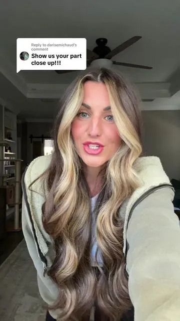 Replying to @darisemichaud  the grey hairs were unpaid actors 🤷🏼‍♀️ showing my part “close up!!!” I do not wear extensions but it’s truly the best compliment. showing again that my products are truly the only reason why my hair looks the way that it does. #hair #hairgrowth #haircare #longhair 